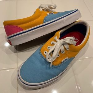 Women’s six 6 multi-color Vans